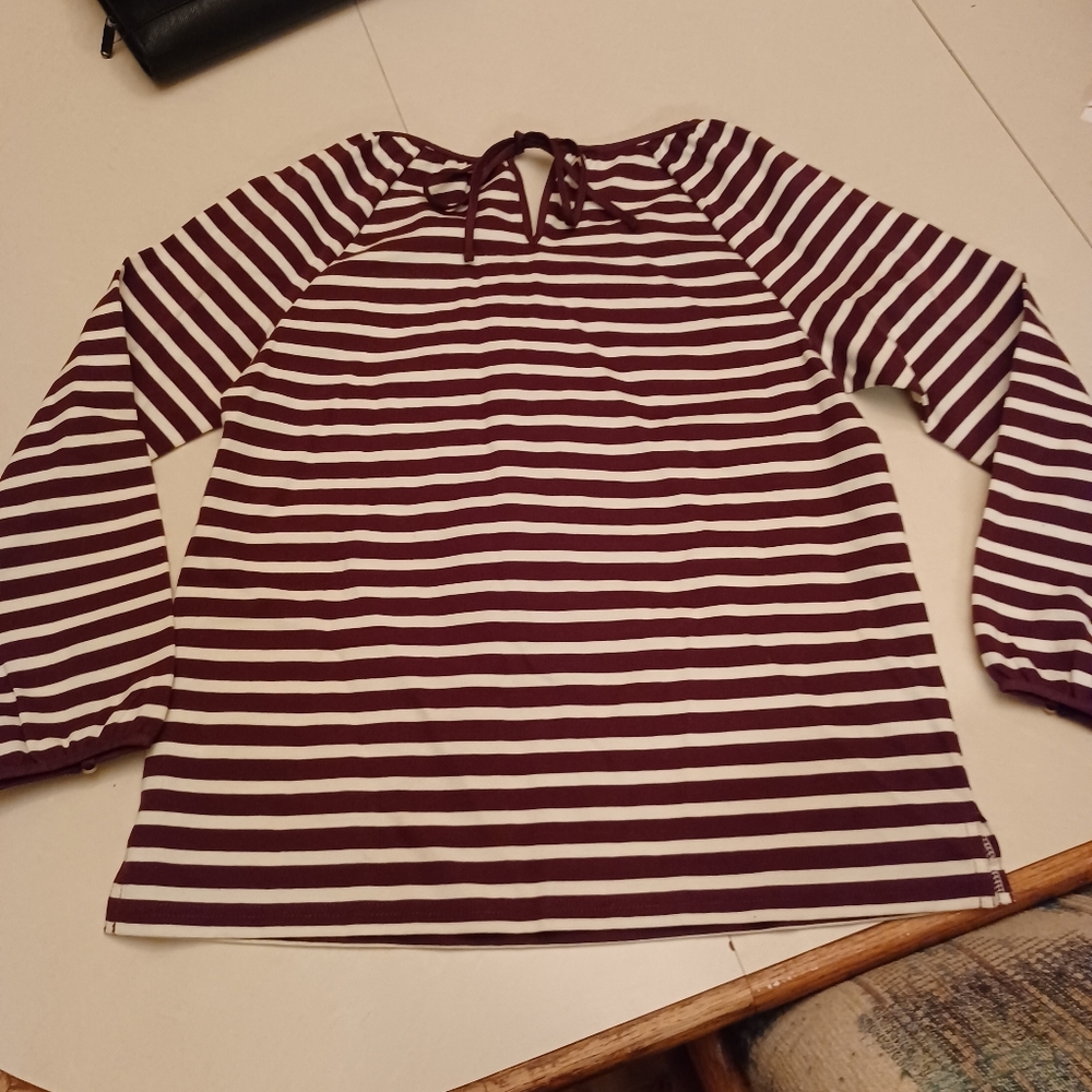Women's J. Crew Top - Picture 7 of 10